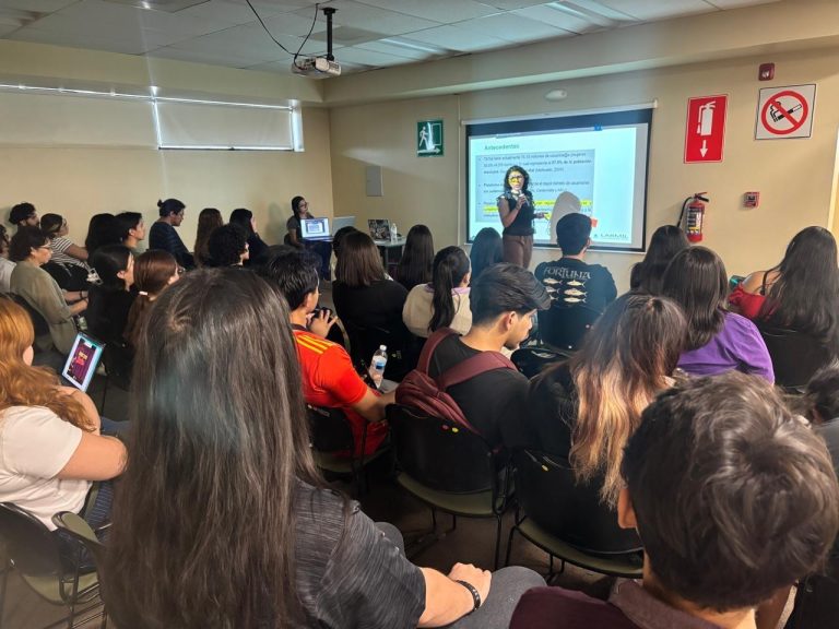 Docentes de Comunicación Digital de la UIC participan en la CI Asamblea General Ordinaria del CONEICC